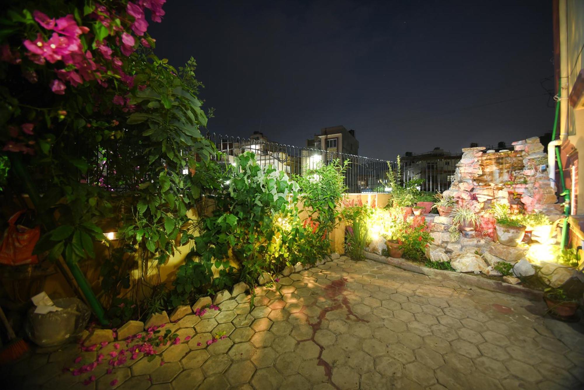 Mums Homestay & Studio Apartments Katmandu Zewnętrze zdjęcie